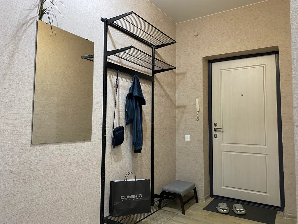 Квартира Квартира Уютная большая двухкомнатная Центральный район Кардиоцентр Планета — Красноярск