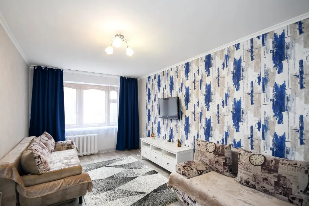 Квартира 2-комнатная Квартира — Омск