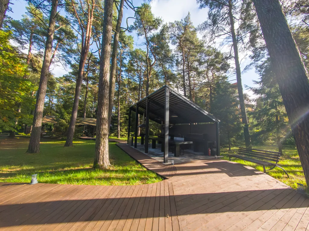 Двухуровневые апартаменты в тихом пространстве