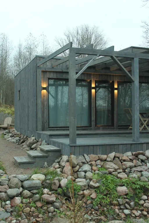 Коттедж Вилла Yksi c видом на озеро и зоной барбекю — Приозерск