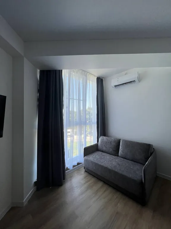 Квартира Квартира Светлая студия у моря с бассейном на закрытой территории — Севастополь