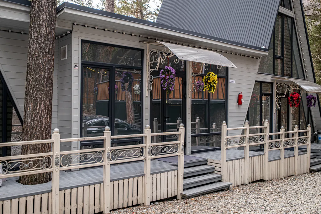 Дом с джакузи