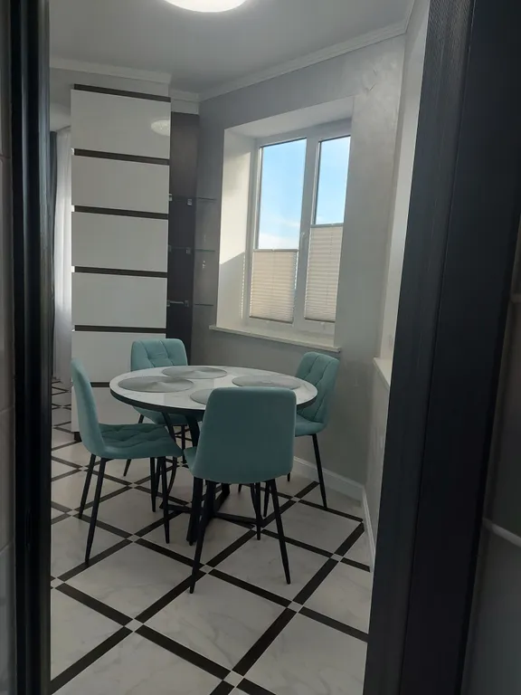 Современные апартаменты в гостевом доме с видом на море