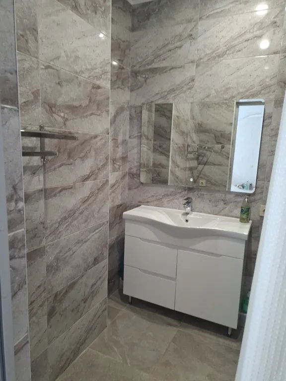 Апартамент с потрясающим видом на горы и море