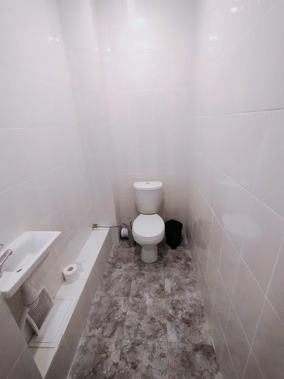 Огромная 3-комнатная квартира с новым ремонтом