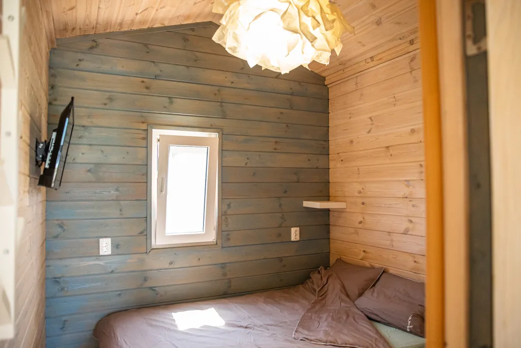 Коттедж Отдельный, уютный дом в 100 метрах от моря — Новоотрадное