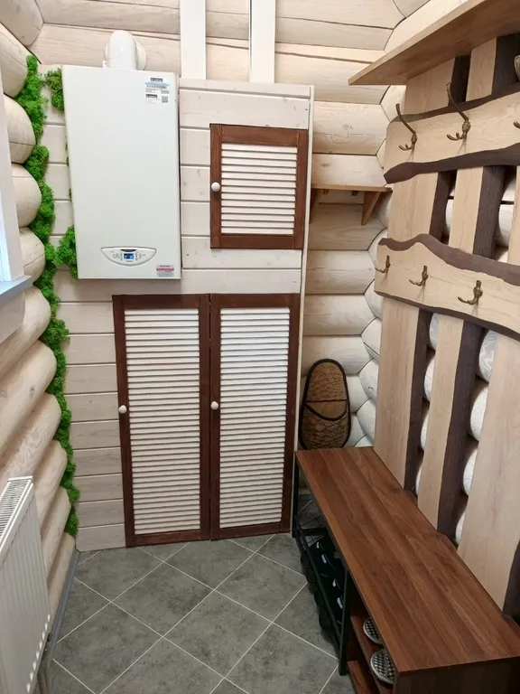 Уютный загородный дом с видом на лес