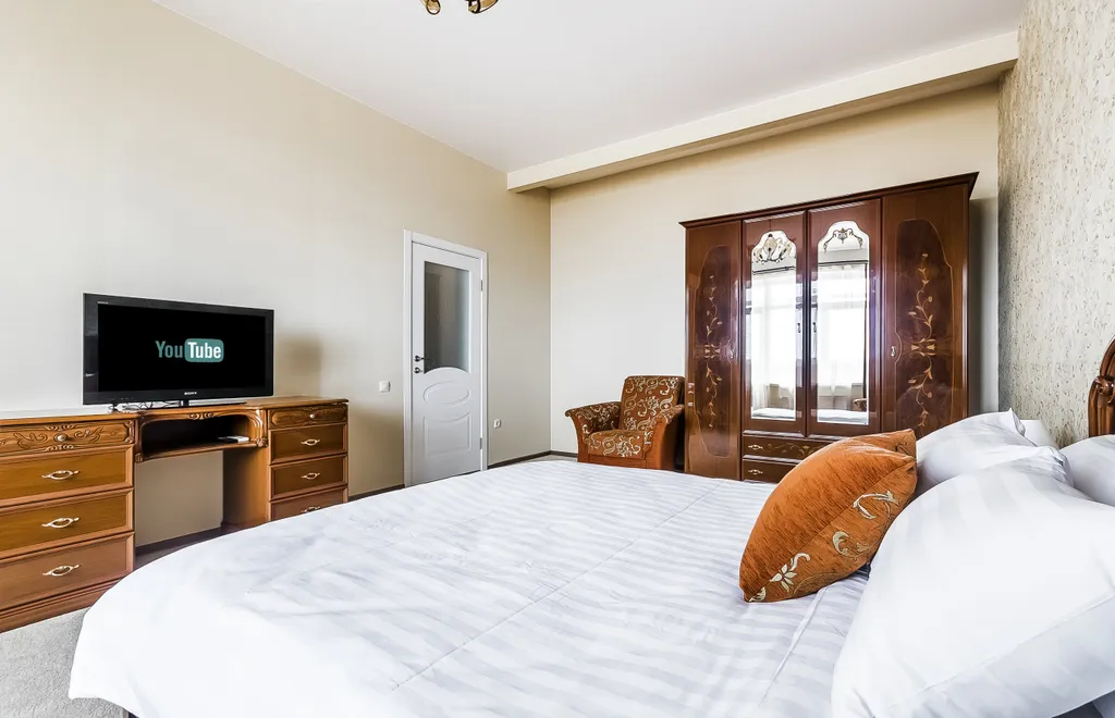 Квартира Квартира Огромный апартамент в центре, до 8 гостей, панорамный вид на город — Краснодар