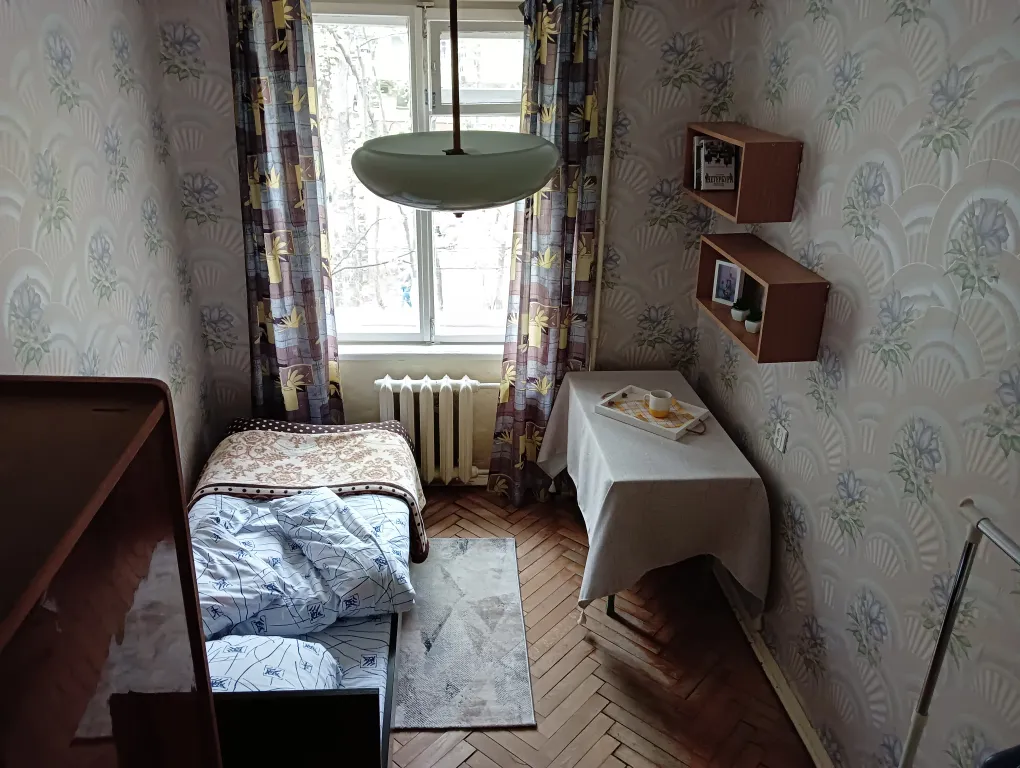 Гостеприимная комната у метро, 30 минут до центра