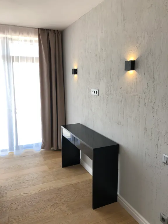 Современный стильный дом у моря