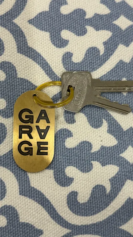 Garage Inn