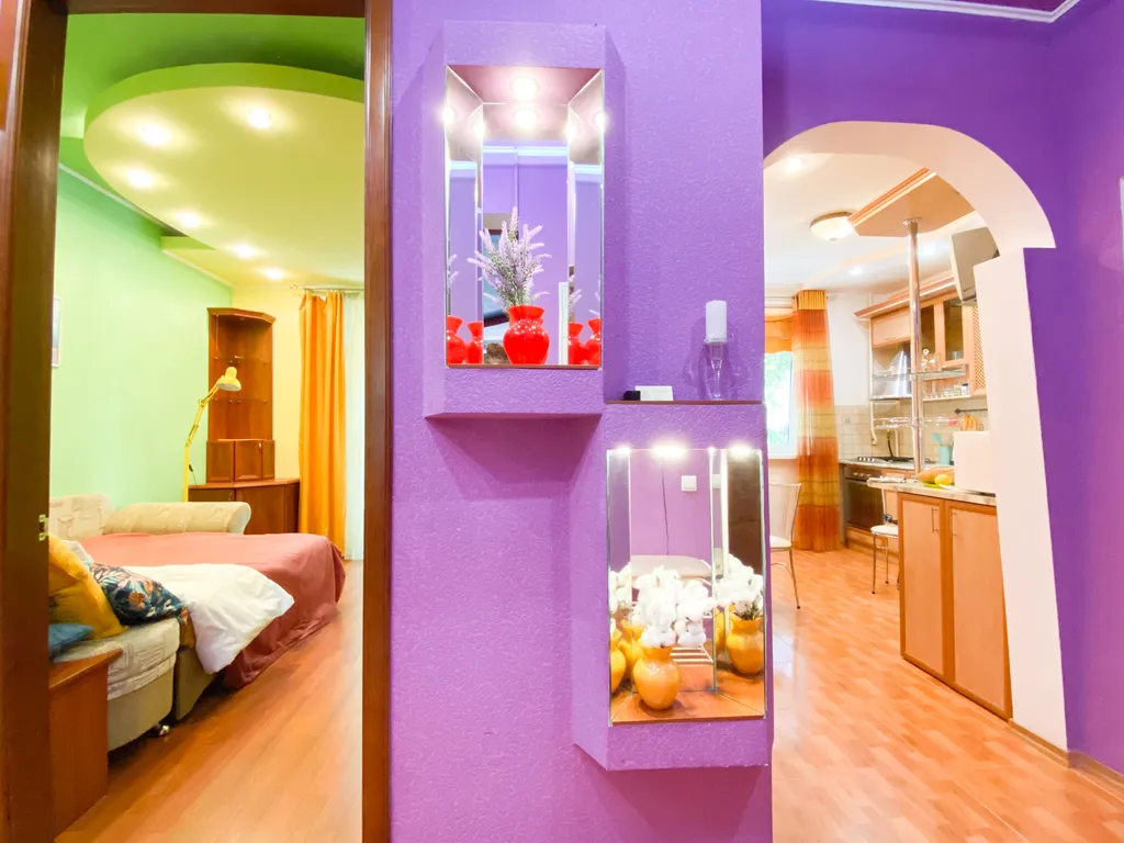 Квартира Квартира Счастье жить в центре Севастополя в яркой квартире с видом на Артбухту — Севастополь