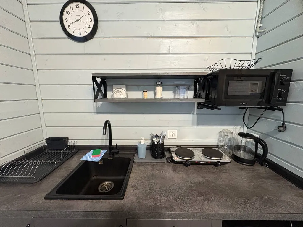 Дом с сауной на берегу реки