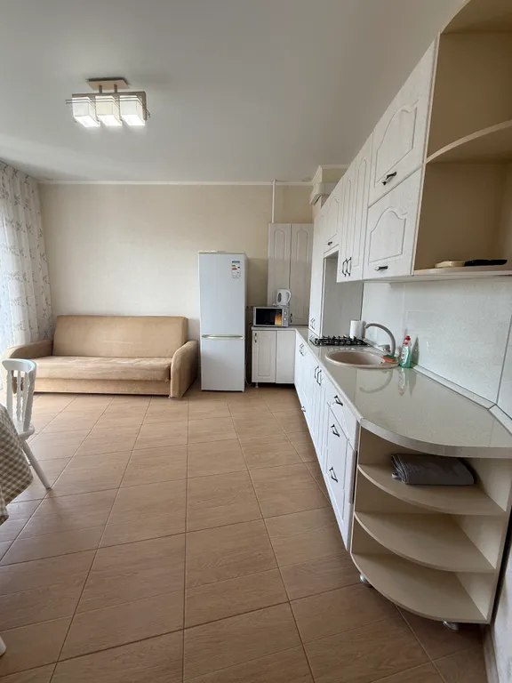 Двухкомнатная квартира на первой береговой линии!