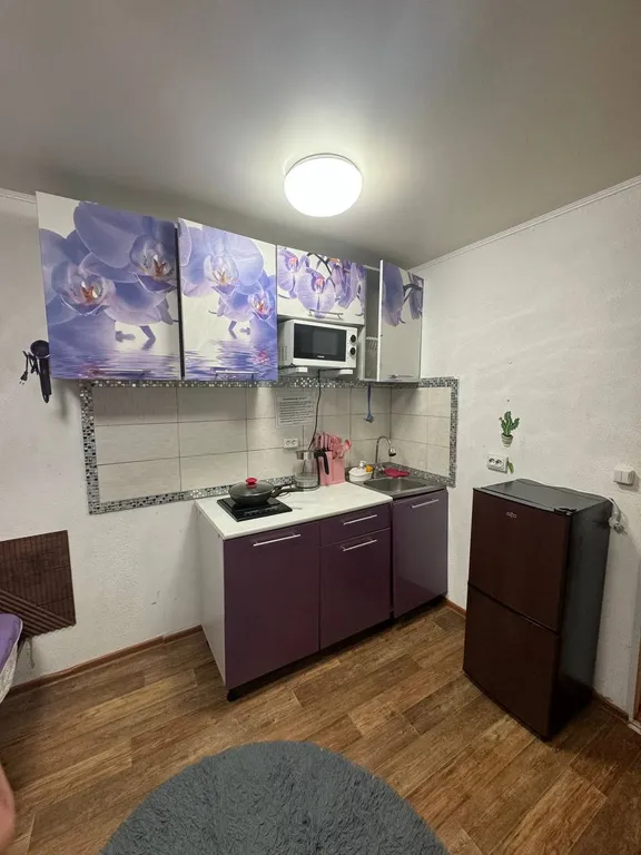 Орхидея рядом с молл мармелад