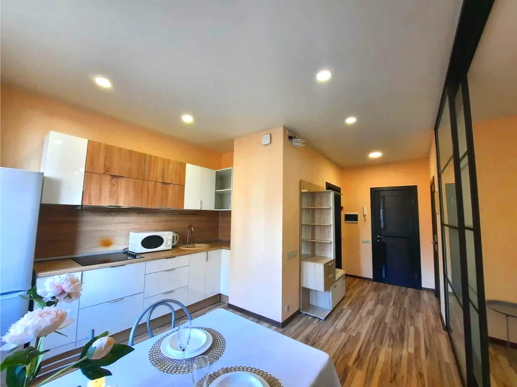 Современный уголок уюта: квартира-студия с полной комплектацией