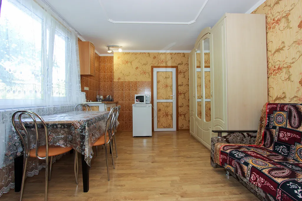 Уютный дом 2 этажа в центре Феодосии