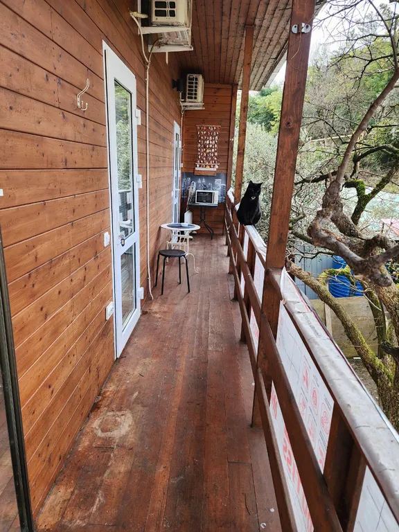 Уютная комната по дороге на Красную Поляну