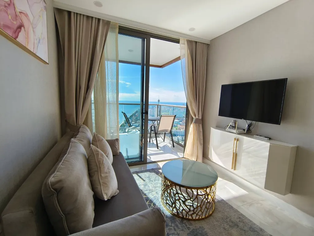 Copacabana Beach Jomtien Luxury Sky Ocean 4578