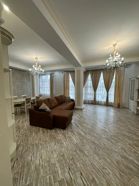 Апартаменты на Титова 2 этаж