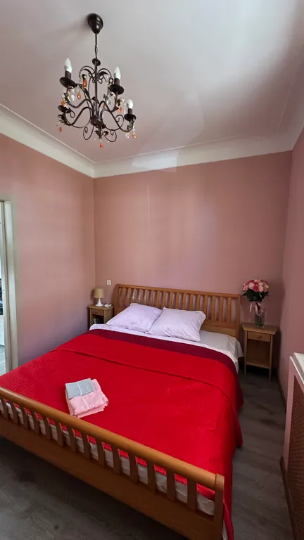 Прекрасная двухкомнатная квартира с удобным расположением