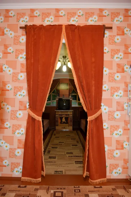 Семейный номер у Чеховской набережной