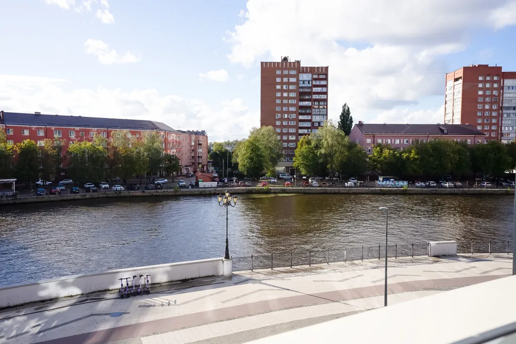 Просторная студия на набережной