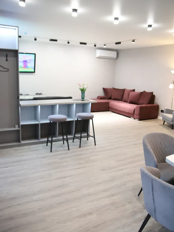 Новая квартира студия с отдельным входом и верандой