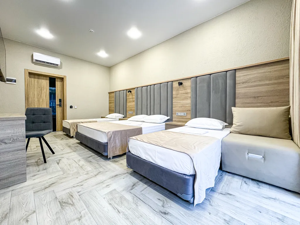 Корпус № 2 - Делюкс 5ти - местный (с балконом)