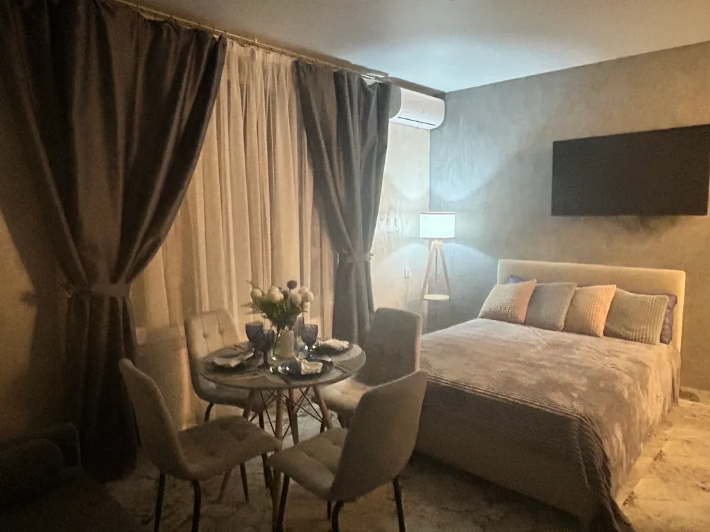 Квартира Квартира Солнечный апартамент с видом на море и джакузи — Адлер