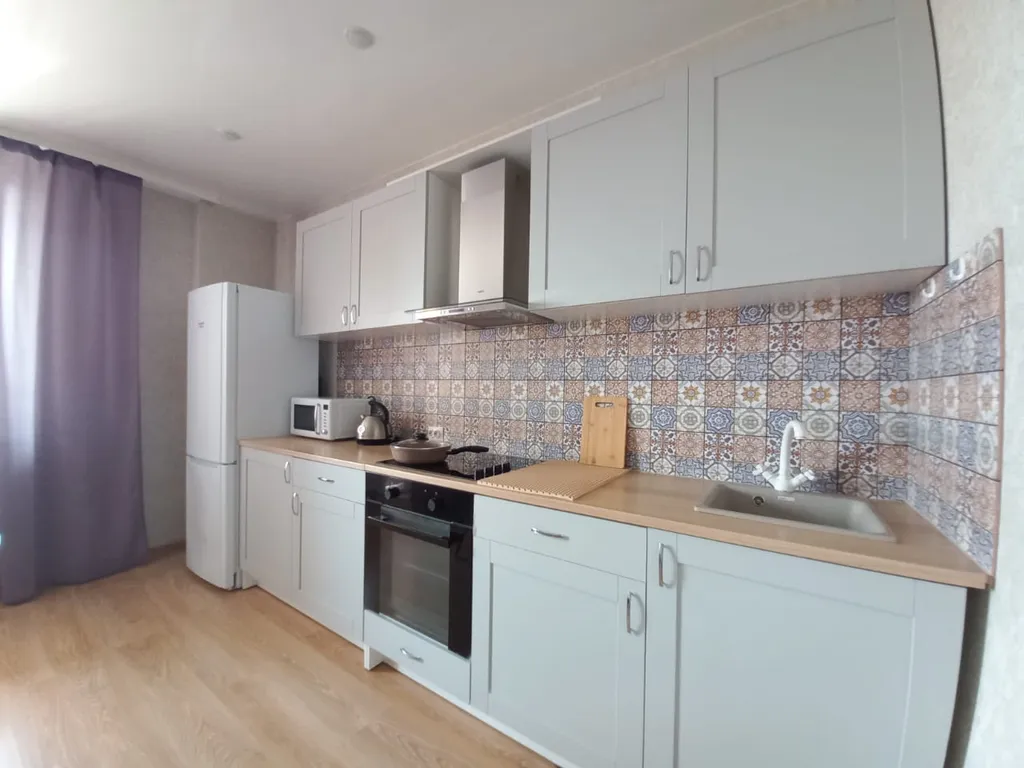 Квартира Квартира Уютная и вместительная Евро2 у СГУПСа — Новосибирск