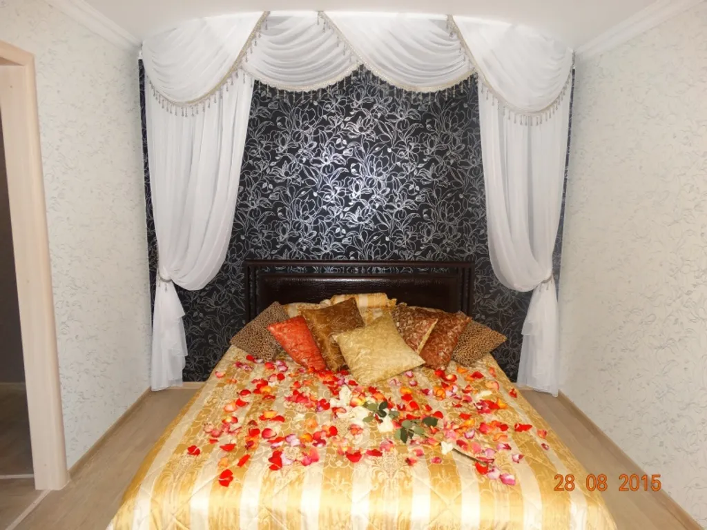 Чистая и уютная квартира в центре — аренда посуточно в Салават