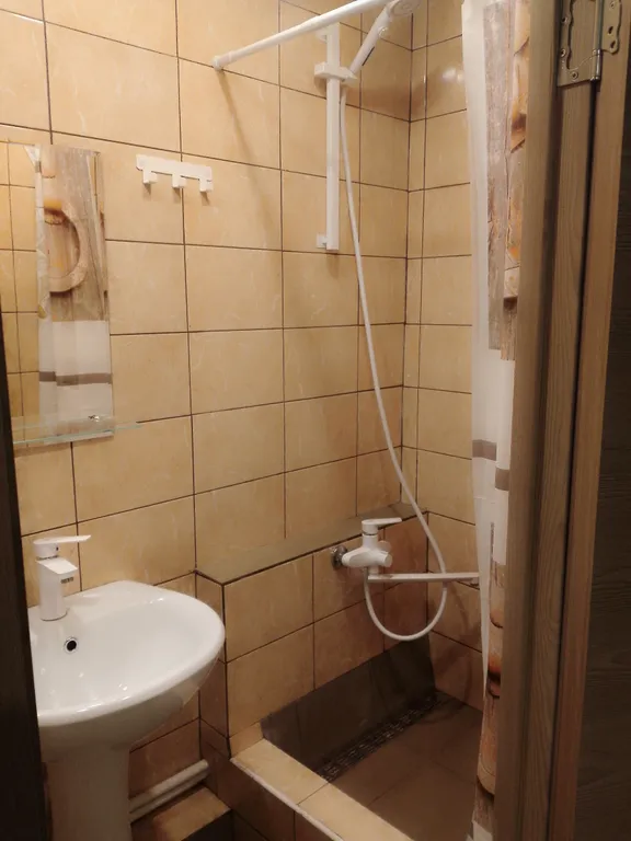 Отдельный номер в доме с баней на дровах и мангалом