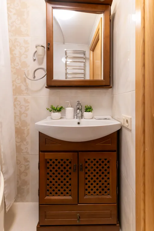 Просторная квартира с гидромассажной ванной и балконом