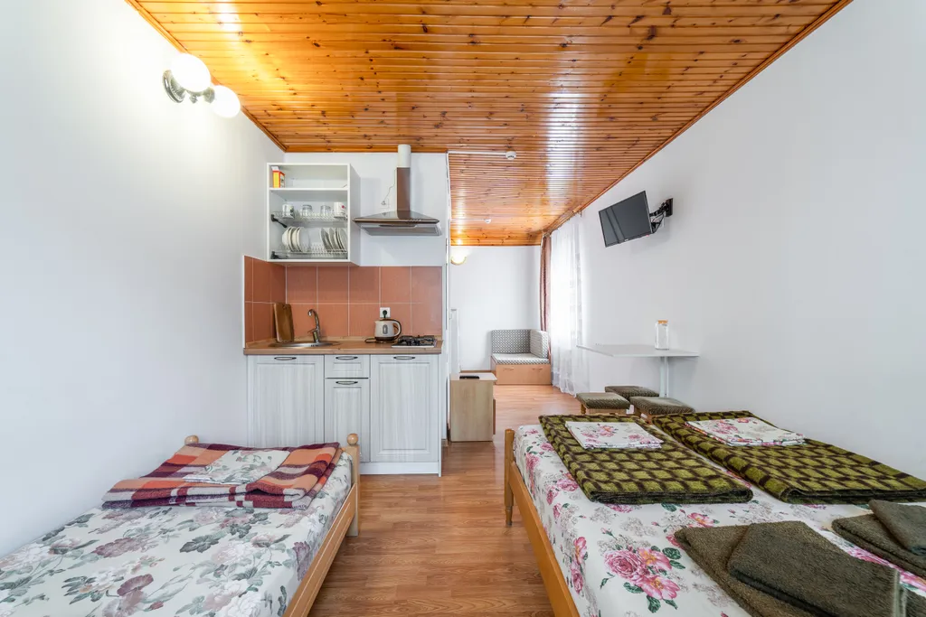 Квартира Студия в гостевом доме Южный — аренда посуточно в Анапа