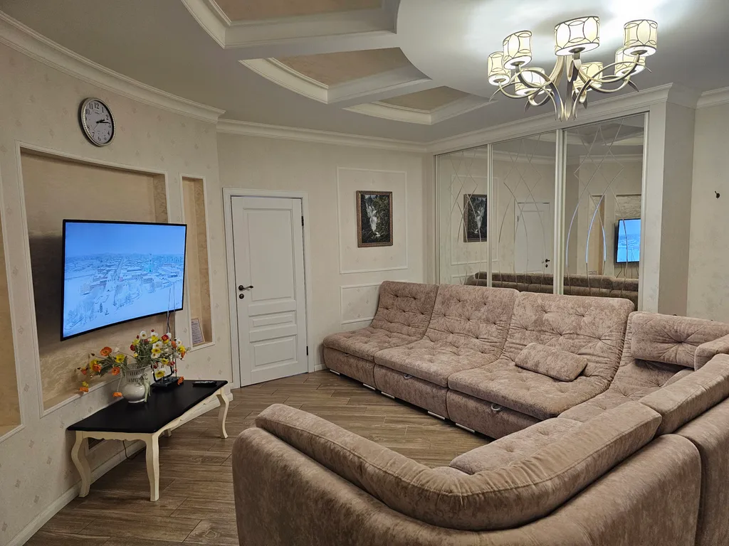 Апартамент в центре рядом с подъемником с балконом