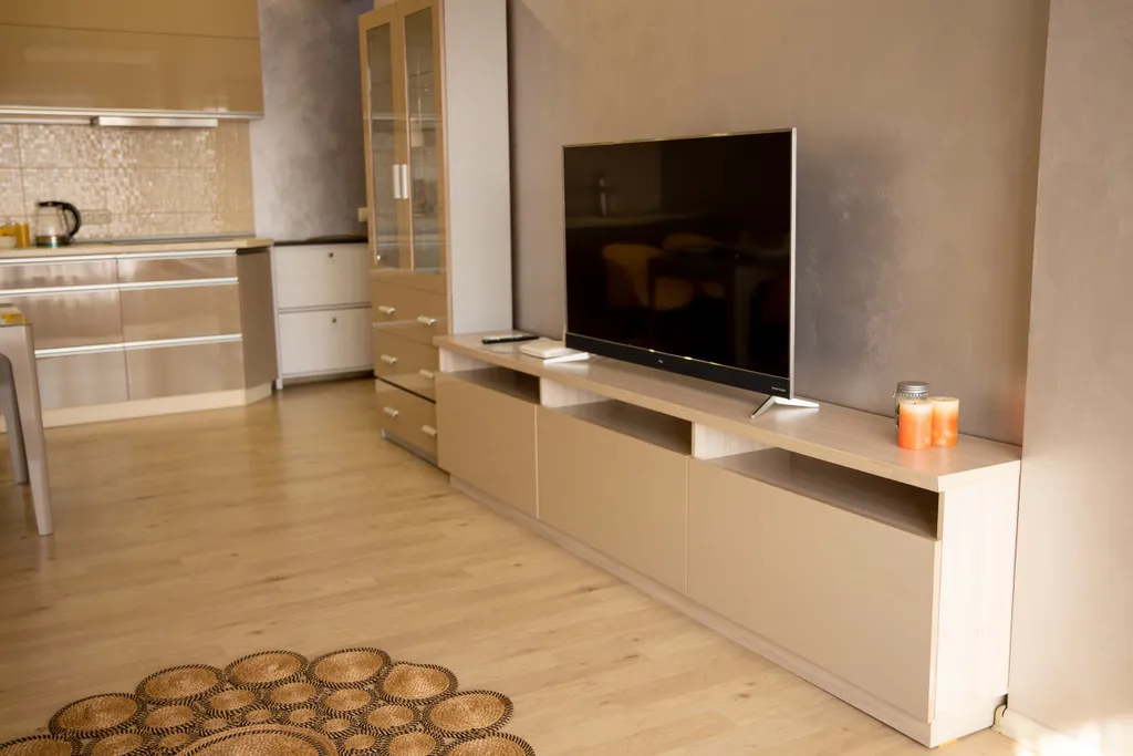 Желтые лимоны