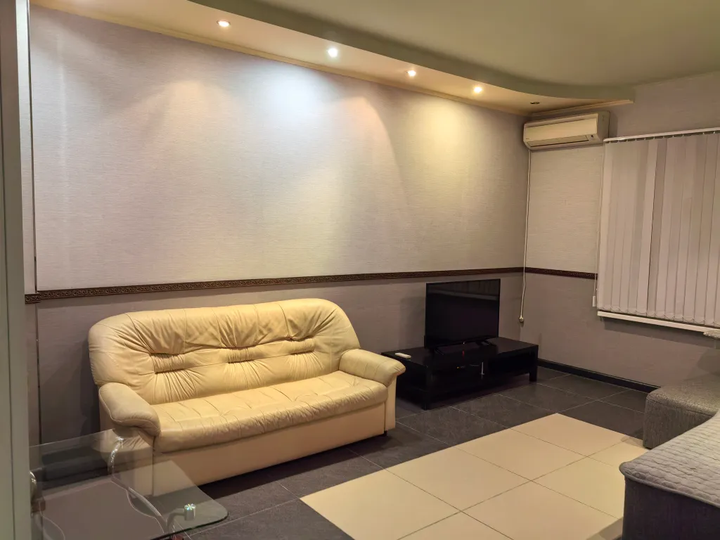 Коттедж Коттедж Апартаменты с бассейном — Сириус