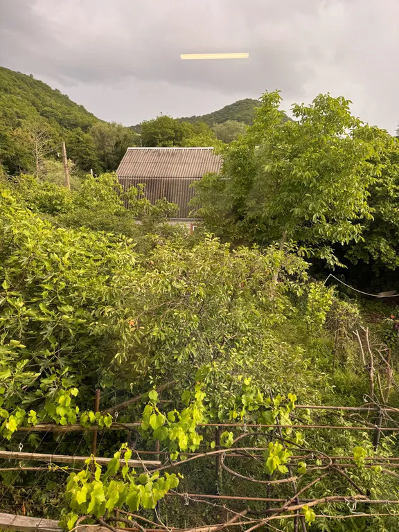 Уютный домик в саду