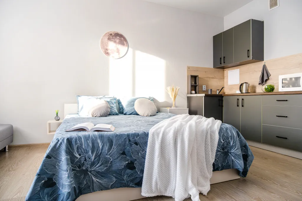 Квартира Бюджетная студия со свежим ремонтом в новом доме — аренда посуточно в Верхняя Пышма