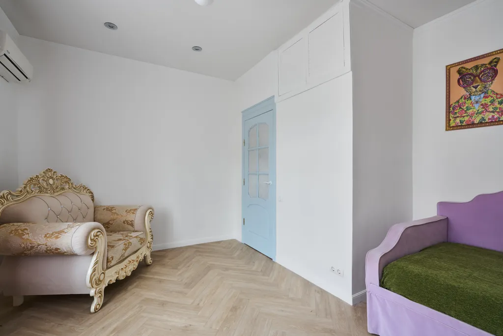 Квартира 4-комнатная большая квартира в доме Ахматовой, Третьяковская галерея — Москва