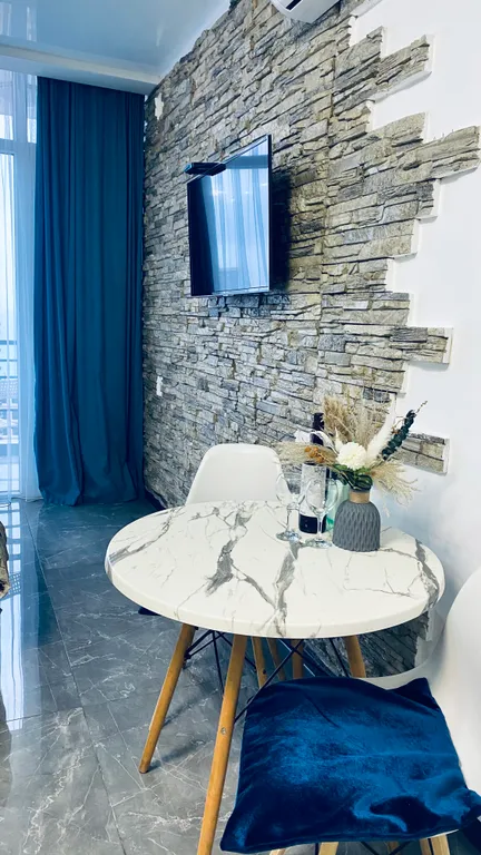 Квартира-студия у самого моря для наслаждения видом и комфортом