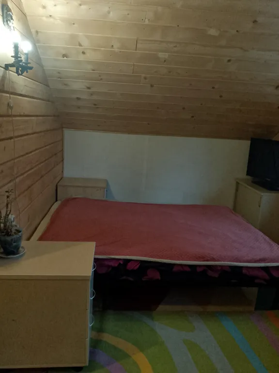 Уютный дом, тишина и лес