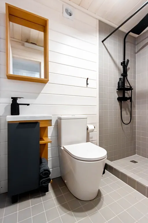 Небольшой домик с видом на Гуамское ущелье