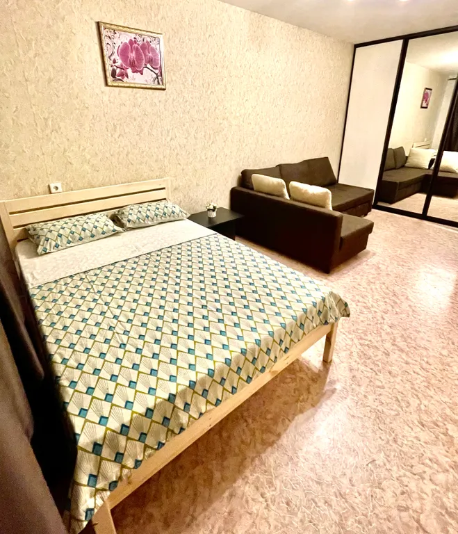 Однокомнатная с большой лоджией