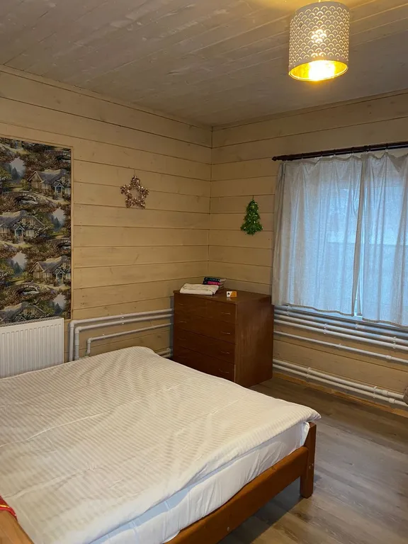 Коттедж Большой дом с террасой, баней на дровах и чаном в лесу на берегу реки — Старово