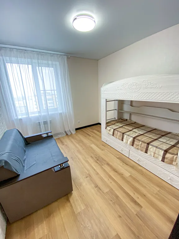 Шикарная евродвушка с красивым видом из окна