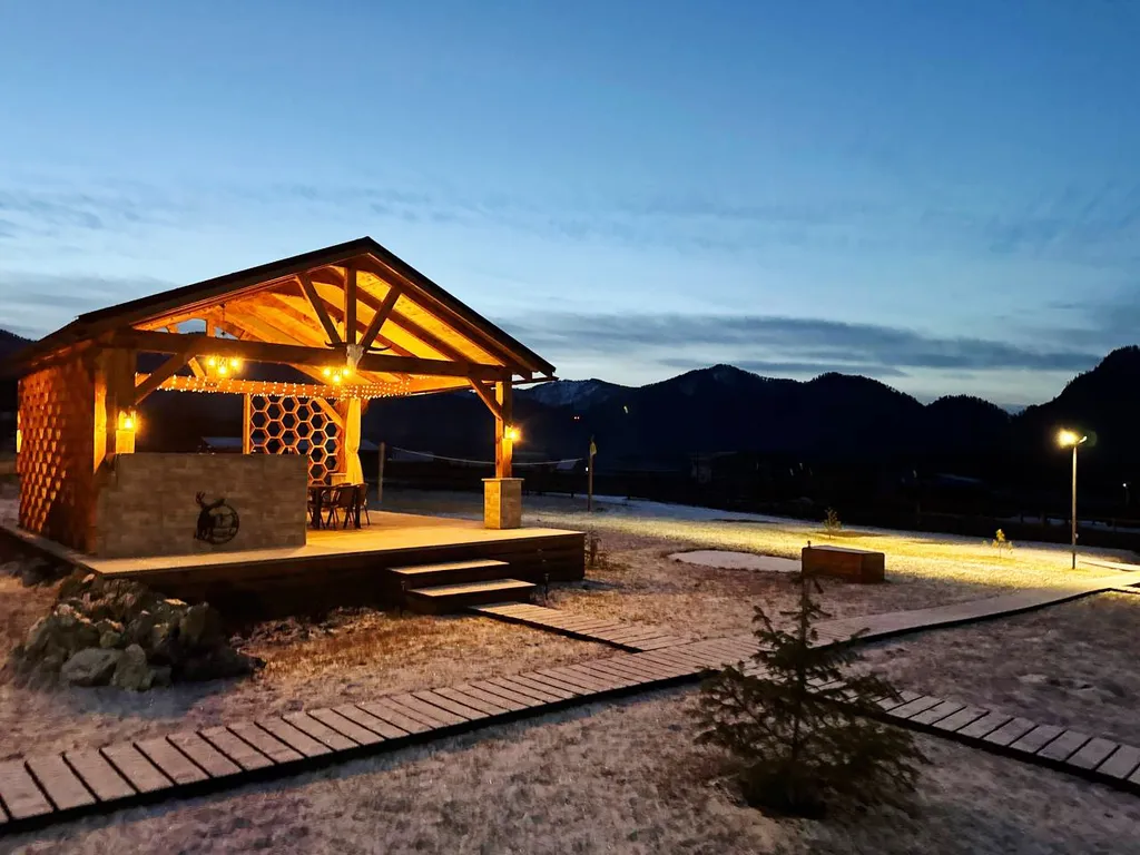 Коттедж семейный