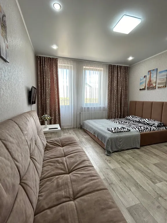 Свежая уютная студия