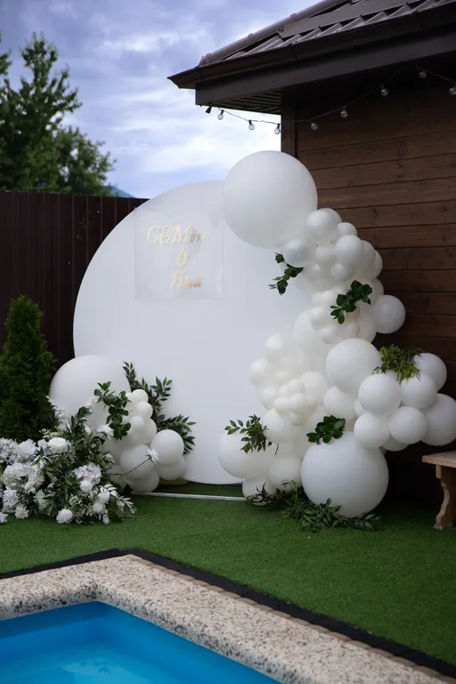 Коттедж с баней и теплым бассейном